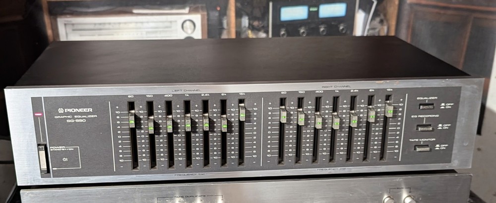 Pioneer SG-550 graphic equalizer