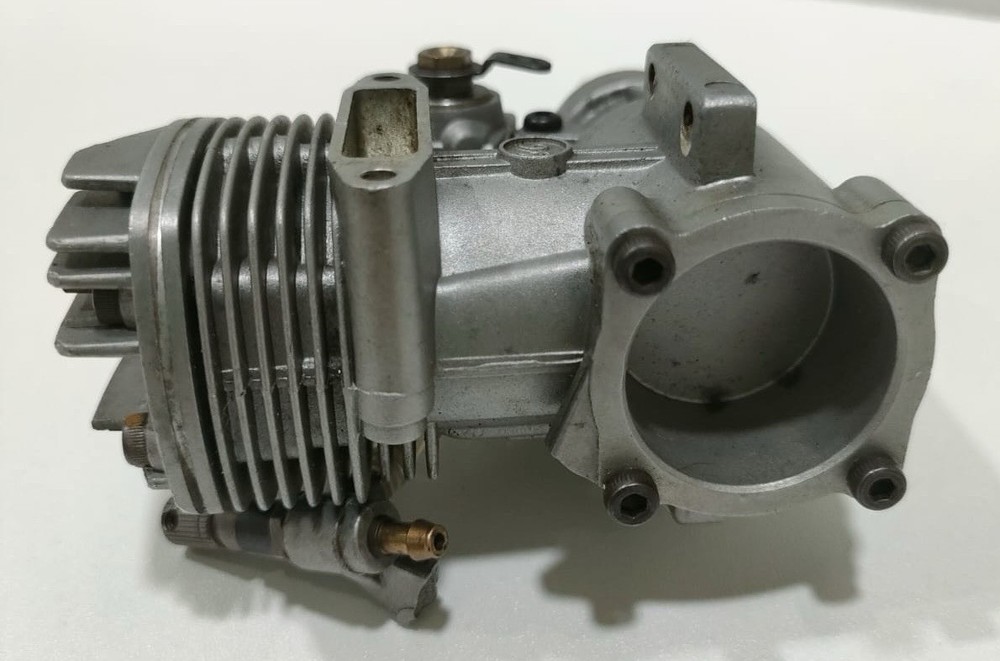 OS Max 46 FX Nitro Airplane Engine For Repairs. Good Compression. OS Engine 46FX