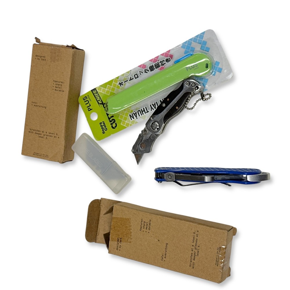 Assorted Brands Unbranded Folding Utility Knife Box Cutter Hand Tool Set, 4 Pcs