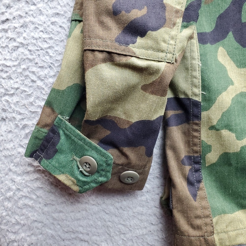US Army Jacket Mens M Multi Camouflage Chest Pocket Long Sleeve Button Front EUC