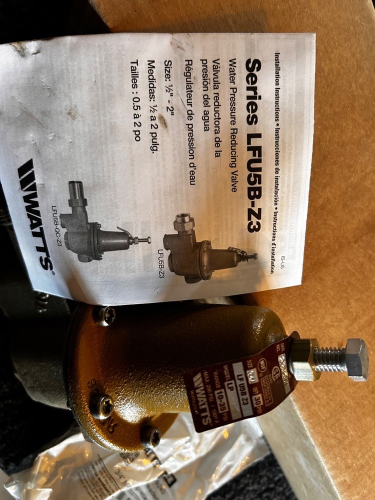Watts 3/4 LFU5B-LP-Z3 Water Pressure Regulating Valve Lead Free 10-35 PSI