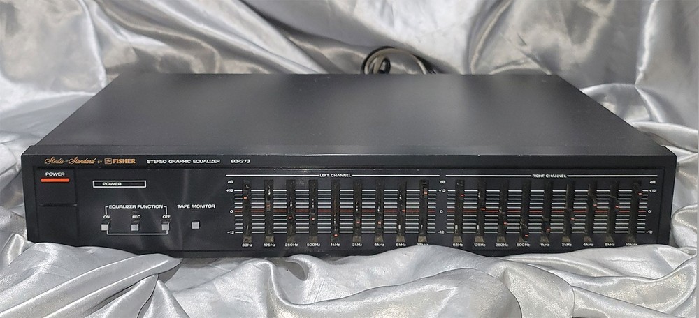 FISHER EQ-273 9 BAND GRAPHIC EQUALIZER - CLEAN - TESTED
