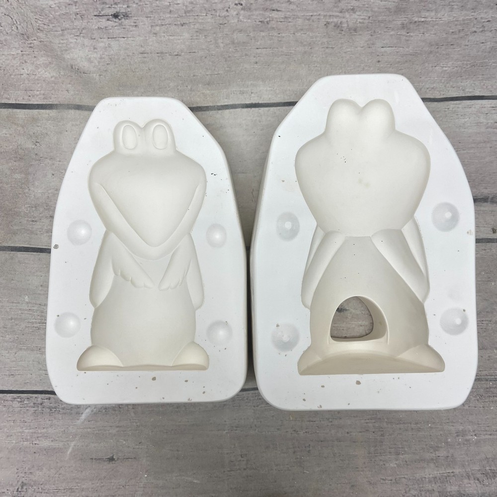 2006 Clay Magic Ceramic Casting Mold Mynie Mantis Frog Figure #2787