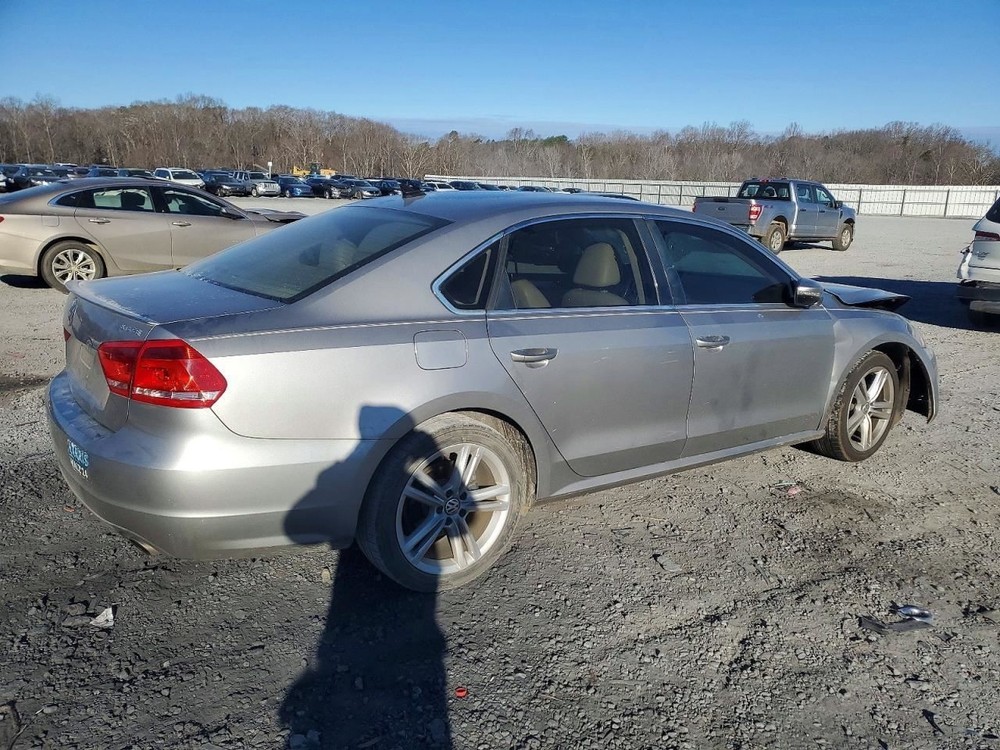Fuse Box Engine Compartment Fits 12-22 PASSAT 5022155