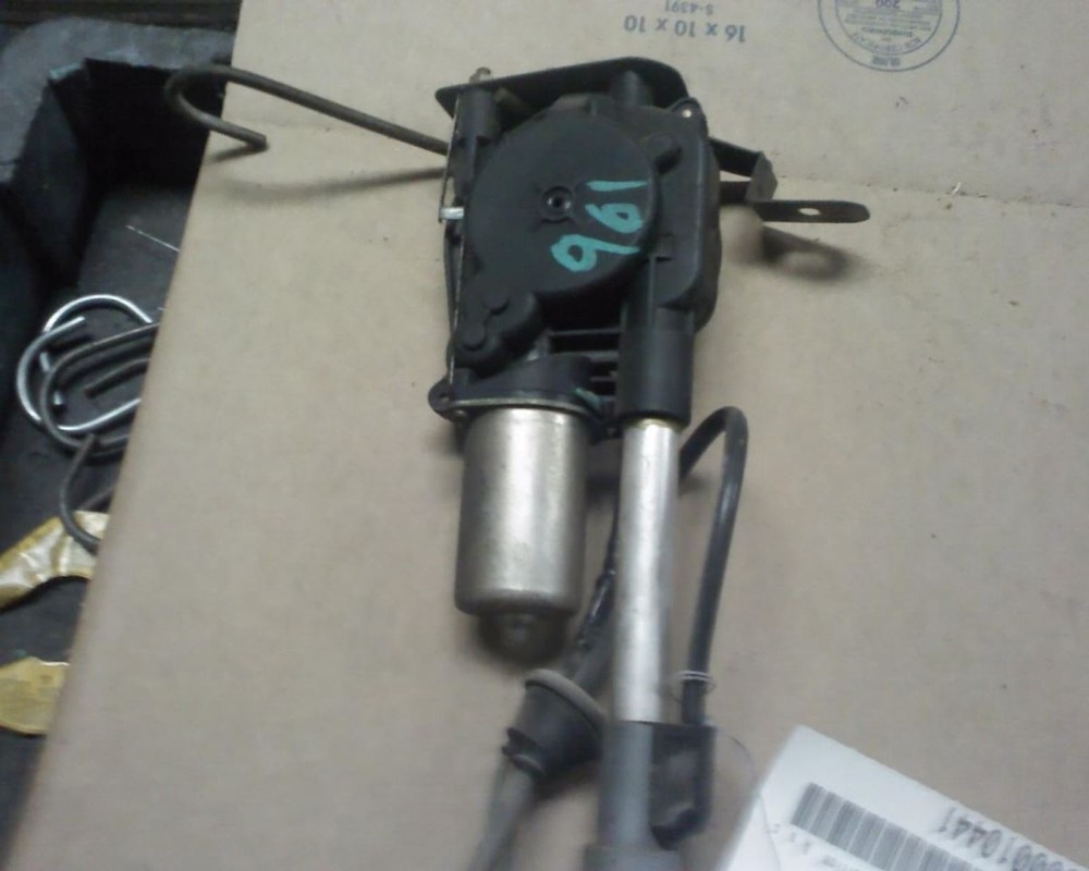 QUEST     1994 Antenna 120