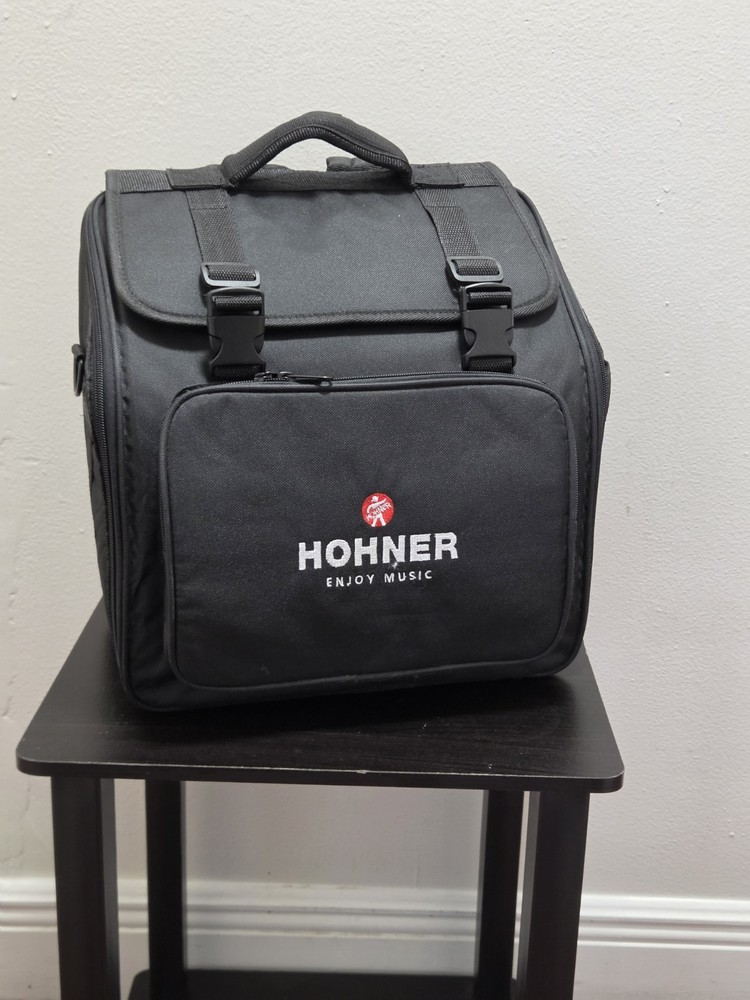 Full size accordion soft case /backpack