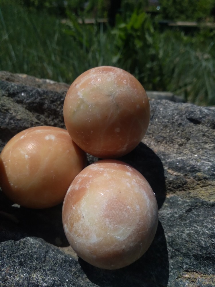 MATTE Peach Cream Marble Stone Egg Easter Orange