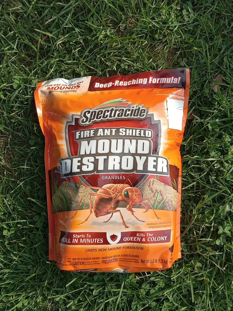 Spectracide Fire Ant Shield Mound Destroyer Granules, 3.5-Pound