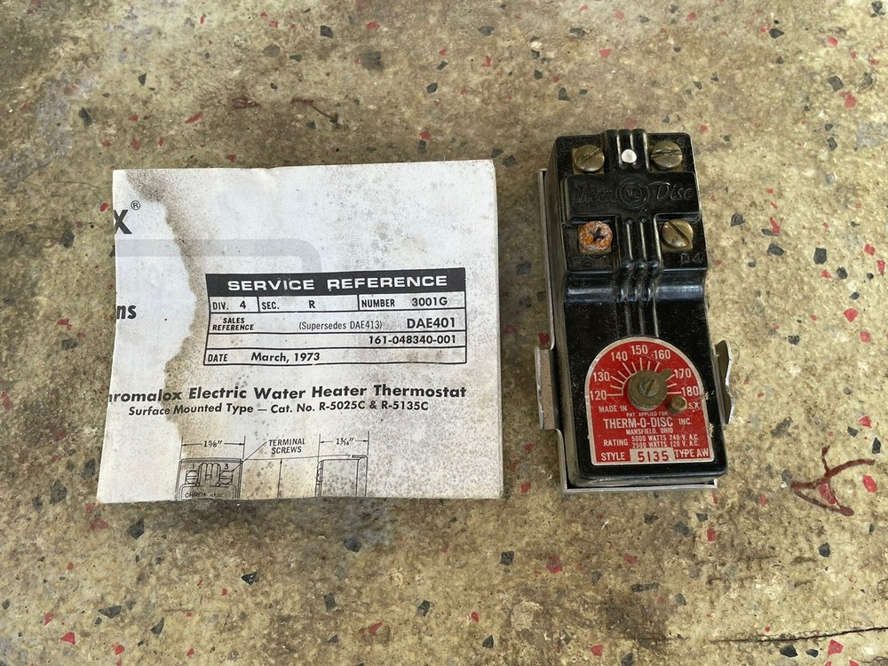 VINTAGE CHROMALOX ELECTRIC WATER HEATER THERMOSTAT R5135AW DOUBLE THROW
