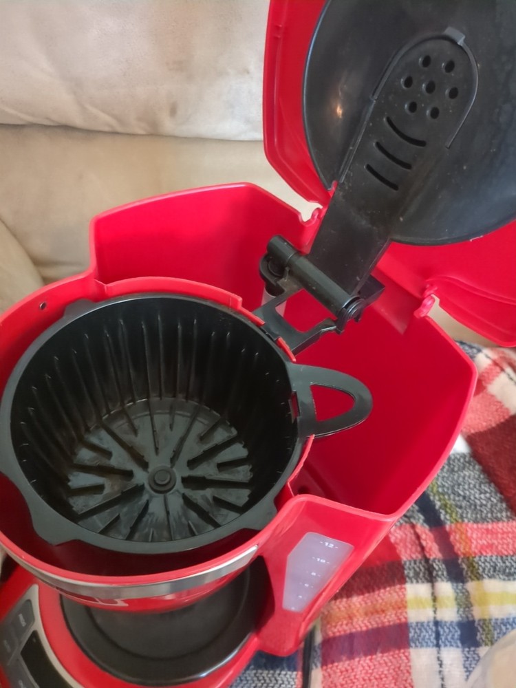 Black & Decker RED 12 Cup Programmable Coffee Maker