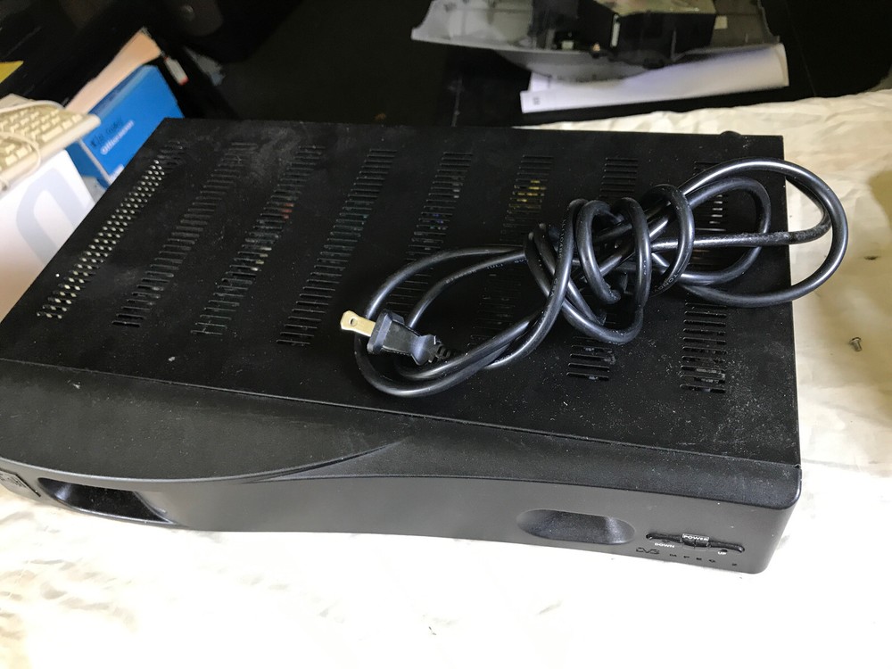 DISH NETWORK Model 2700 Satellite Receiver, No Remote Or Card, As Is