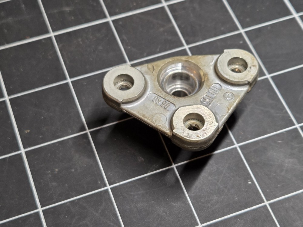 Mercedes-Benz Distributor Rotor Arm Bracket Adapter
