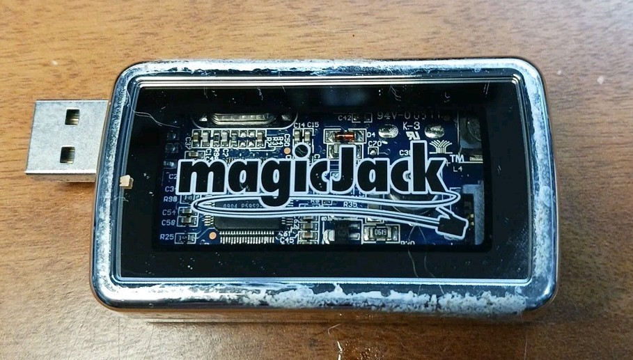 MagicJack USB VoIP Phone Adapter Internet Calling Device Vintage Model Preowned