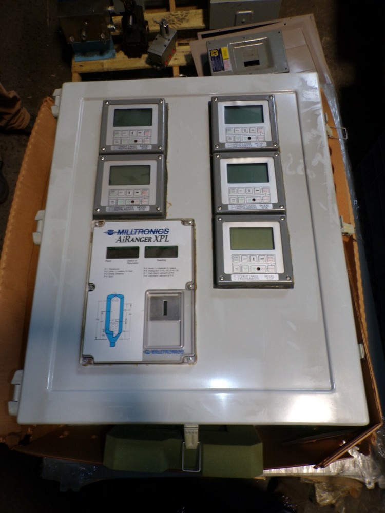 NEW GREAT LAKES INSTRUMENTS CONDUCTIVITY ANALYZER 115V MODEL 672E