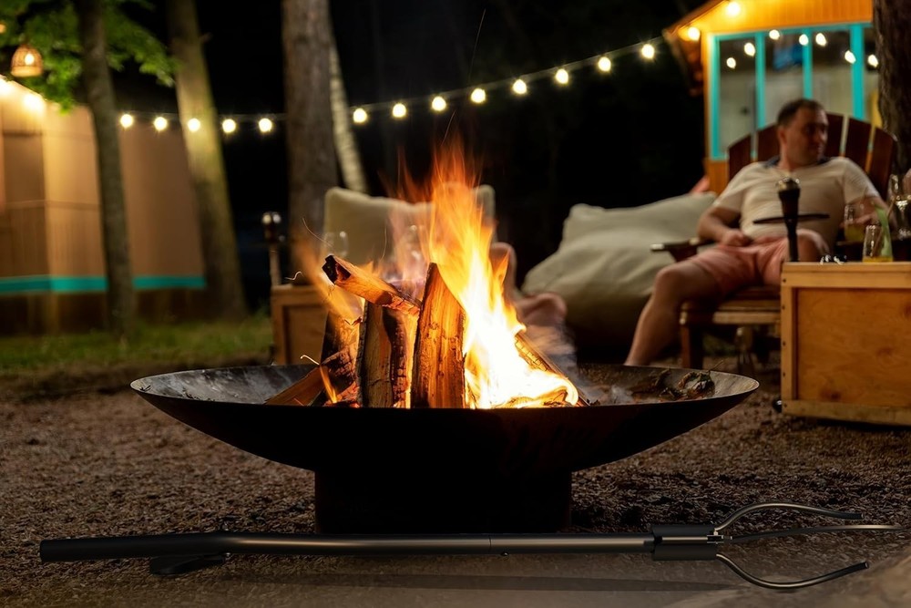 Effortless One-Hand Operation Fire Tongs - Ideal for Campfire & Fireplace