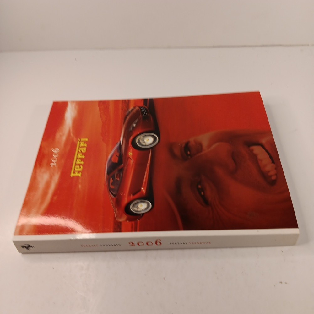 FERRARI OFFICIAL YEARBOOK PB (2006)