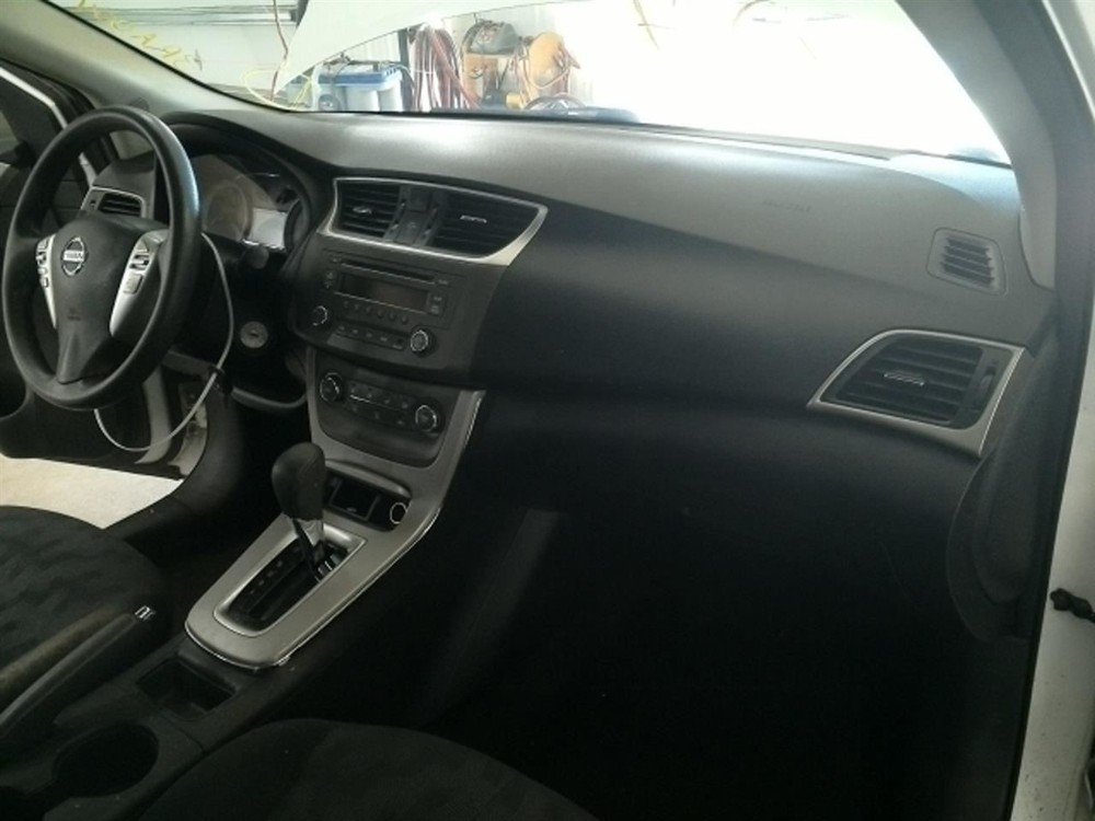 Driver Left Front Spindle/Knuckle Fits 11-25 LEAF 104775513