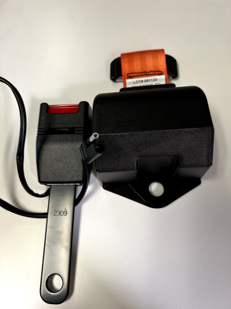NEW FORKLIFT RETRACTABLE SEAT BELT ORANGE WITH 5 Amp ACTIVATOR SWITCH