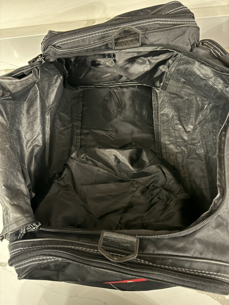 Wilson Canvas Sport Duffle Bag - Black - Medium size