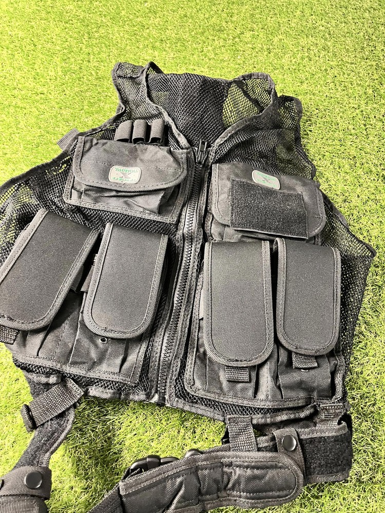 Black Tactical Mesh Utility Vest with Multiple Pockets M/L