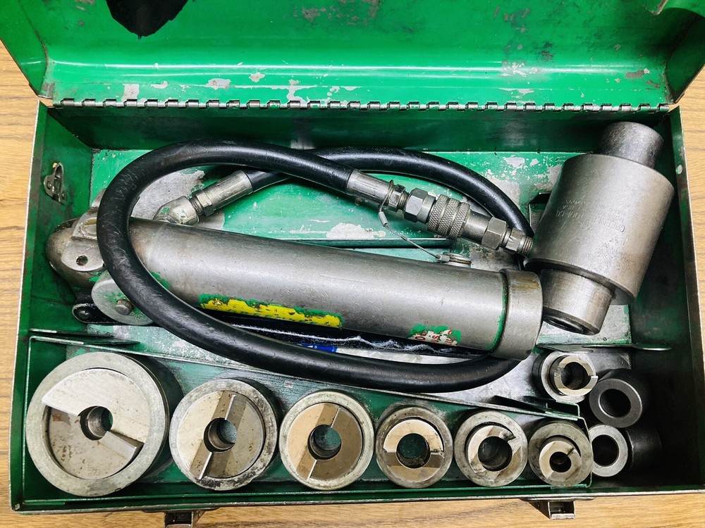 Greenlee Hydraulic Knockout Punch Set With 767 Pump