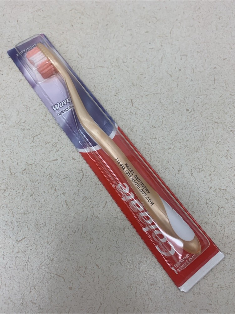 Colgate Wave Toothbrush Coral Pink Soft Bristle Compact Head NOS