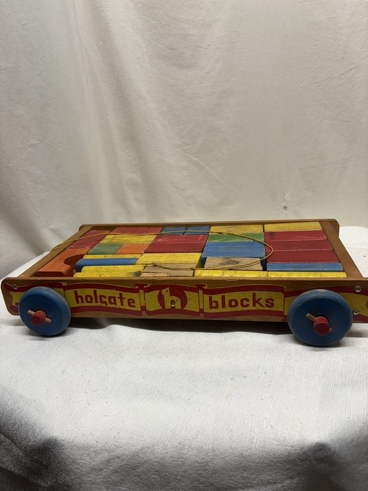 VINTAGE HOLGATE WOOD WAGON AND BLOCKS PULL TOY