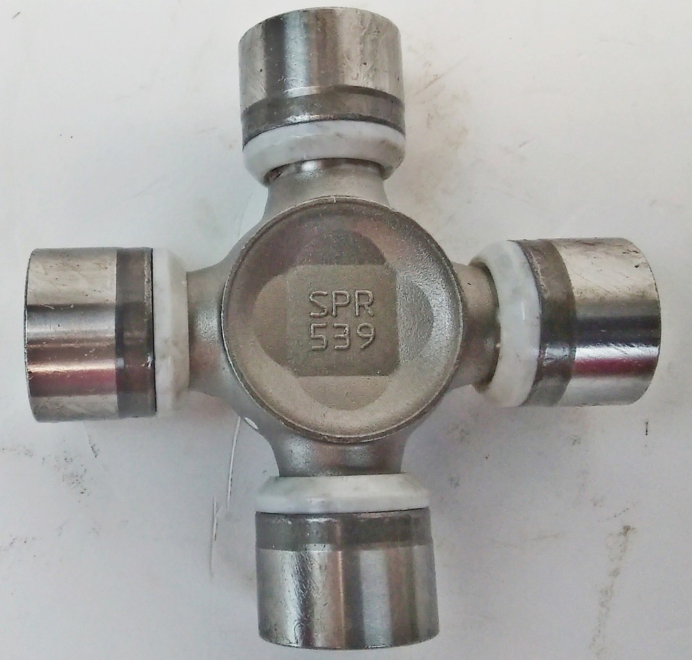 1330 SERIES Solid Cross U Joint