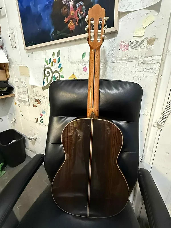 Antonio Aparicio AA100 classical guitar All solid woods cedar top