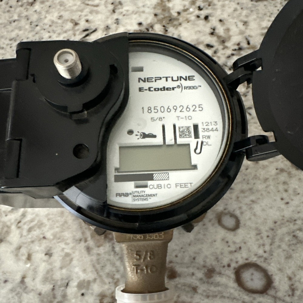 Neptune T-10 5/8" Water Meter E-Coder R900i RW2F11