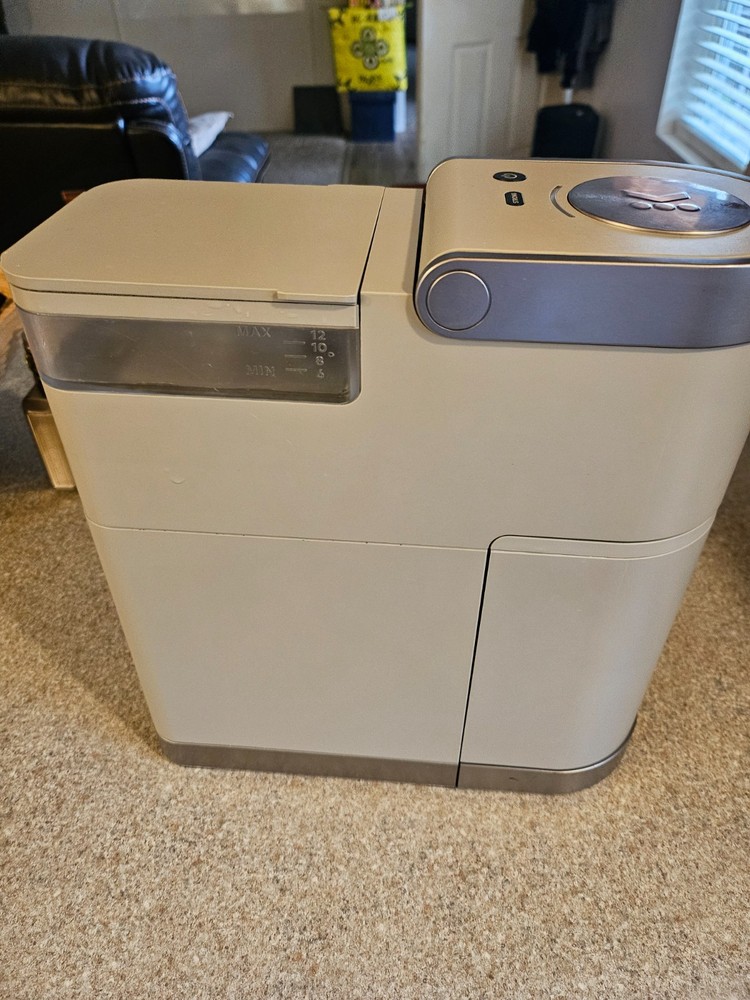 keurig single cup mini slim coffee maker Gray