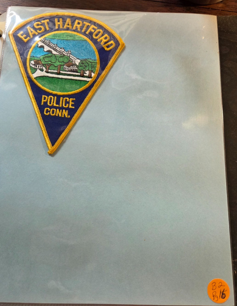 ONE LAW ENFORCEMENT PATCH CONNECTICUT B2, P16
