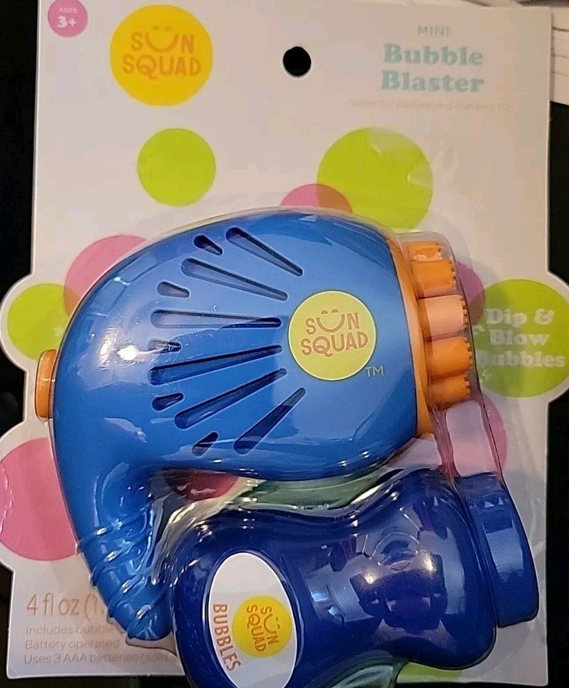 New Sun Squad Battery Powered Bubble Blaster Green Continuous Bubbles 2 Pack