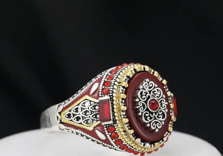 Men’s Synthetic Gemstone Ring Size 10