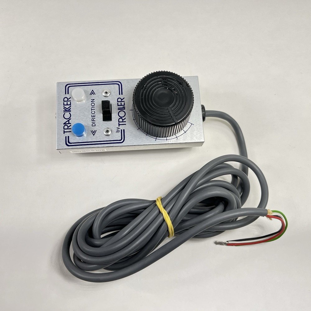 Troller TRH-40 Tracker DC Walk Around HO Scale Multiscale Train Controller