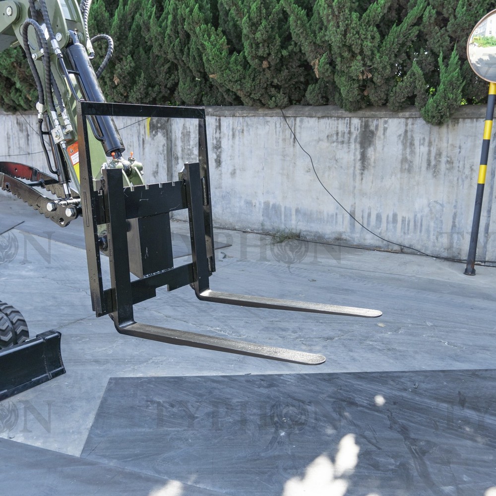 TYPHON TERROR XXV Pallet Fork Attachment for 2.5–3 Ton | Adjustable Stabilizer