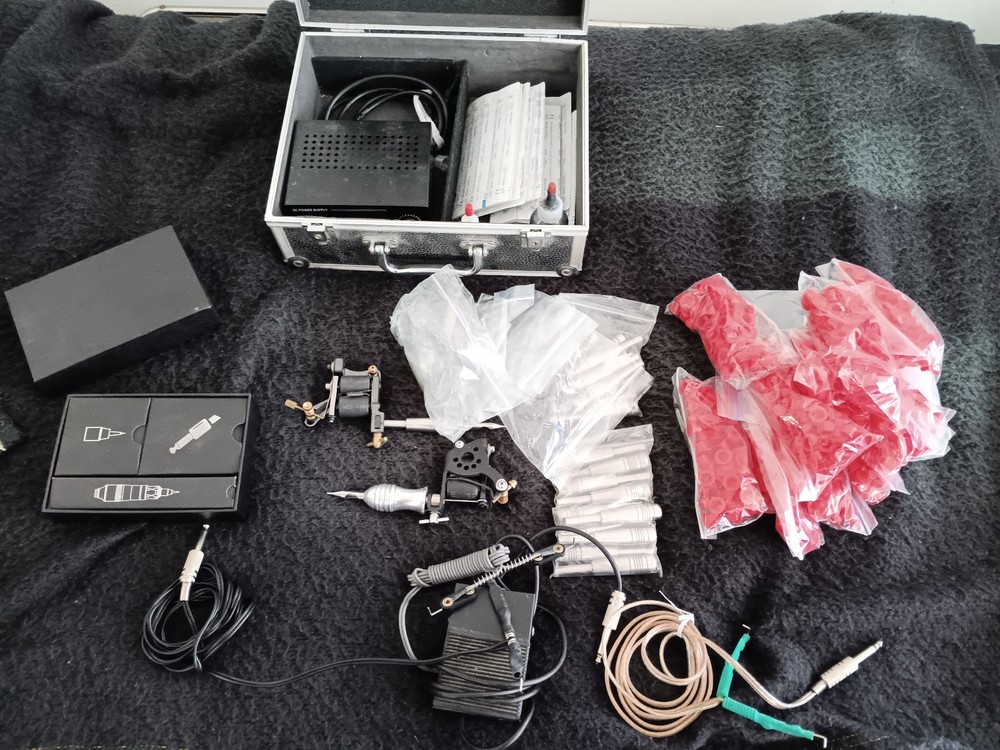 Tattooing Kit