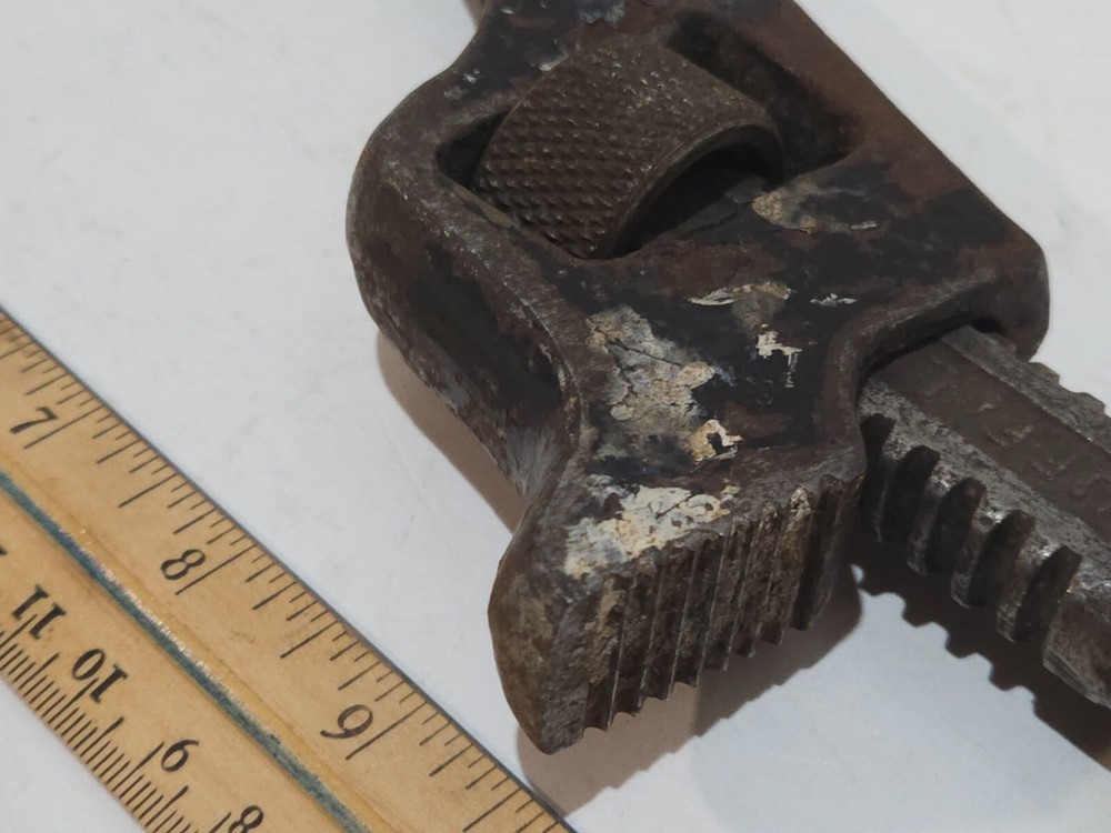 Vintage Ushco Lawson 14" Offset Pipe Wrench