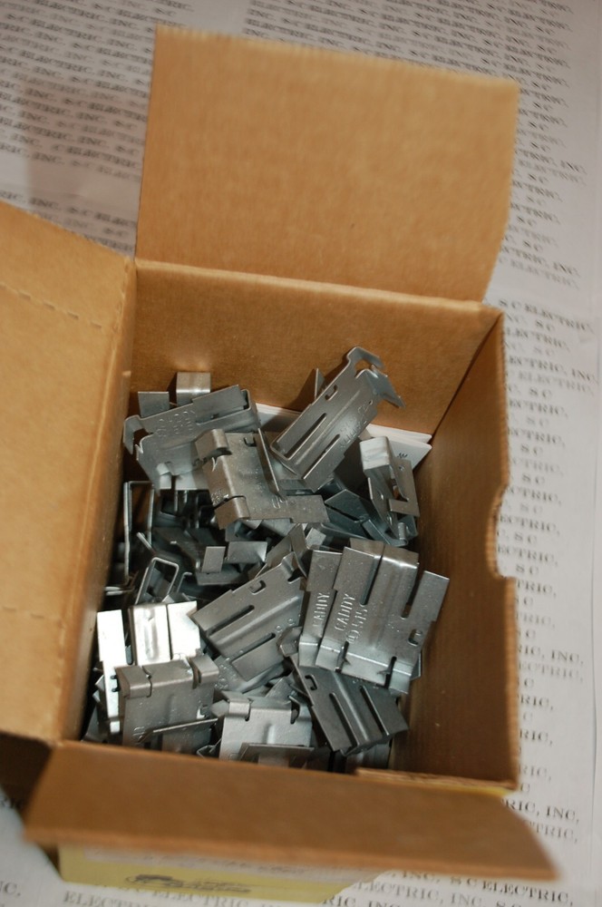 CADDY 515 LIGHT FIXTURE RETAINER CLIP