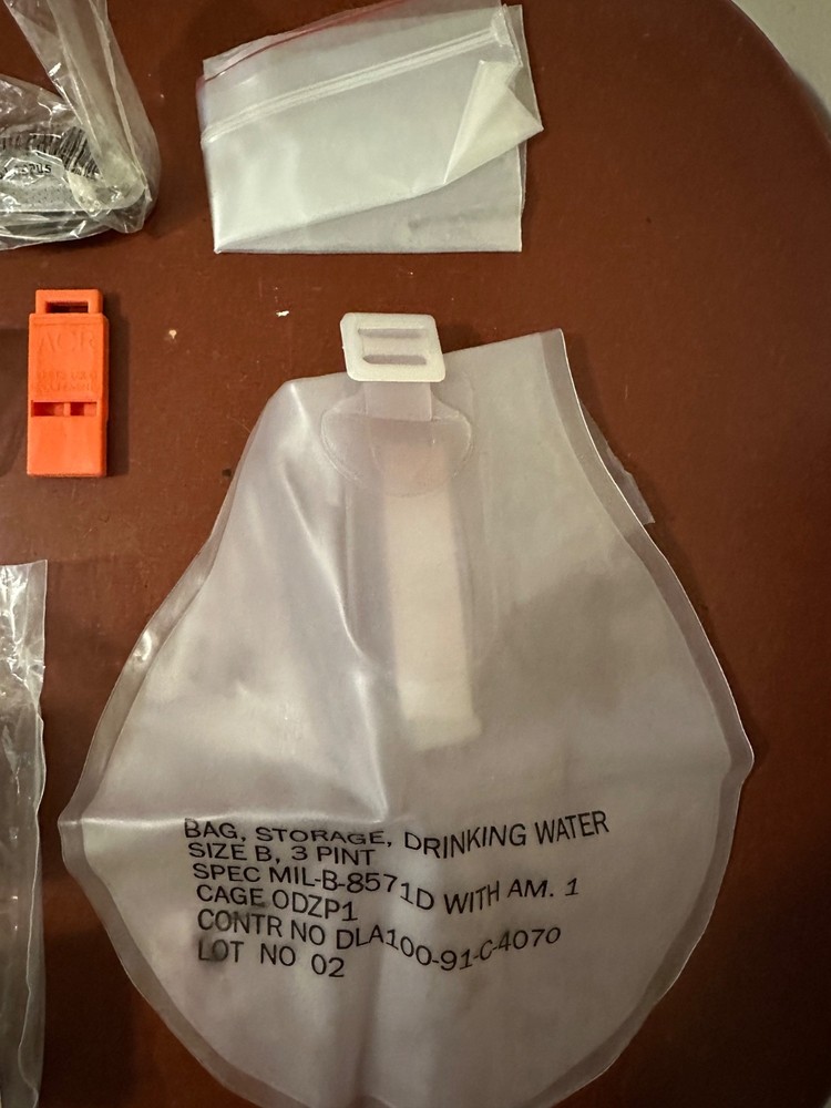 USMC MILITARY SURVIVAL KIT, SIDE B