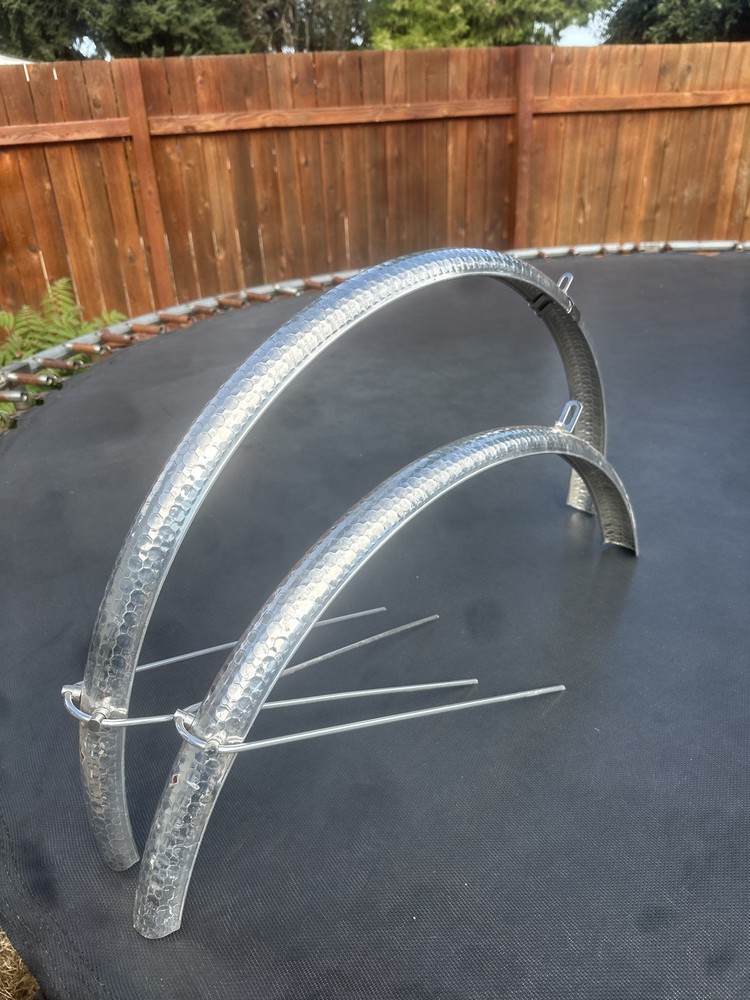 Hammered middle weight Set: Polished Silver