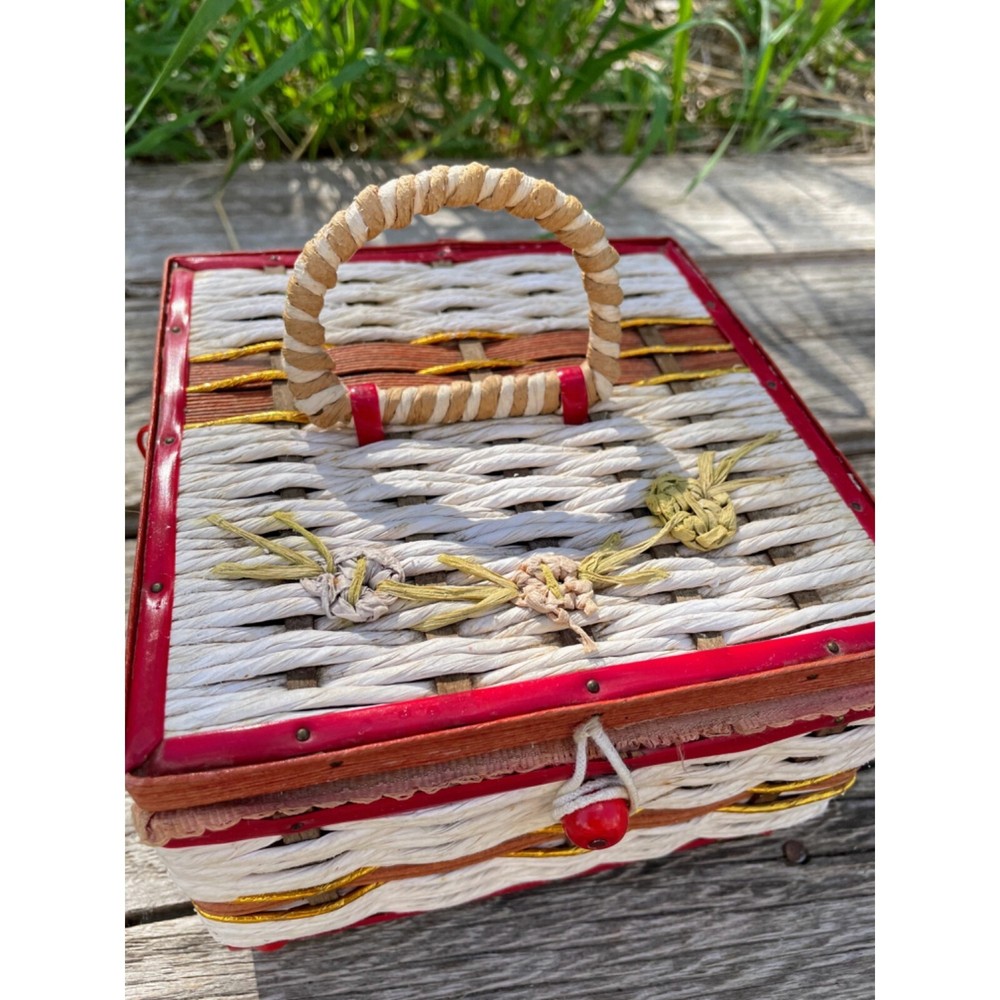 Vintage raffia straw Small Sewing Box Retro Red