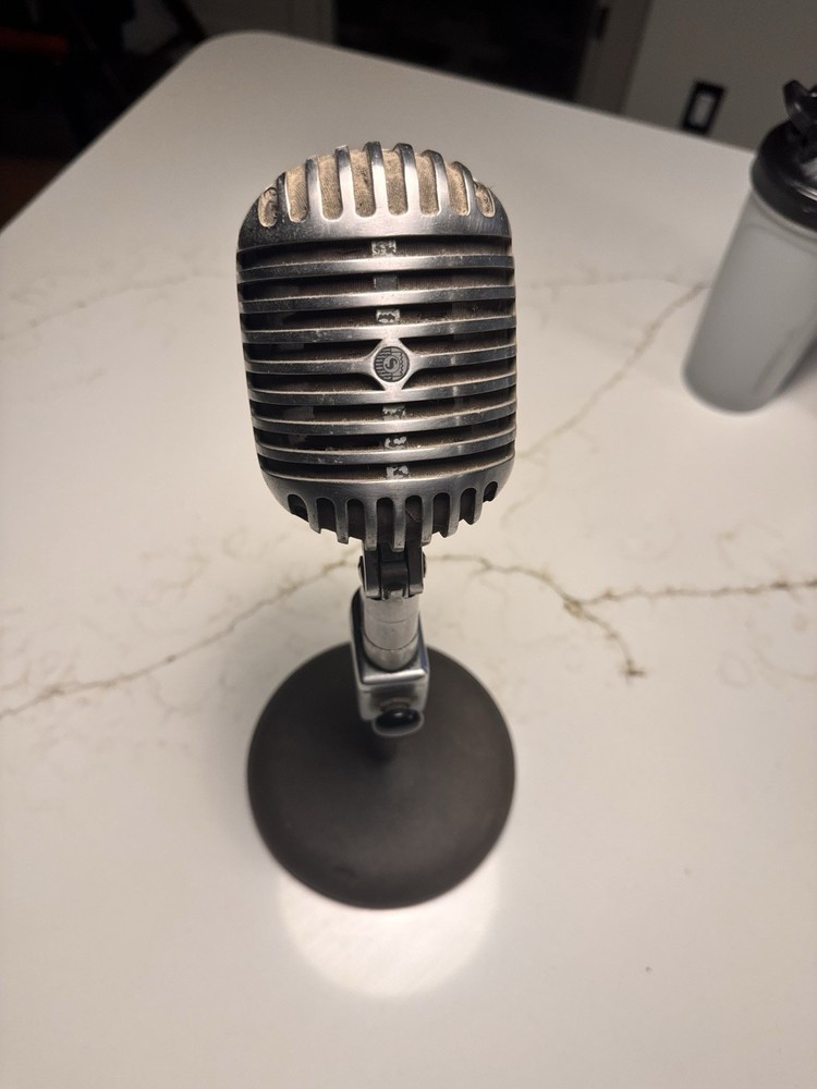 1940’s Vintage Shure 55 Fatboy Microphone, original element, Stand untested.