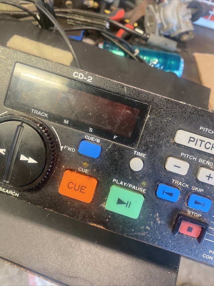 GEMINI Cd-9500 And Gemini Dual Cd PLAYER Comes On