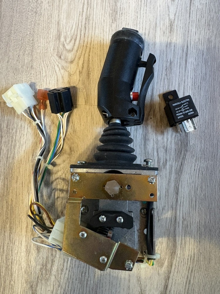 SkyJack Controller/Joystick 132538 MS6 Style