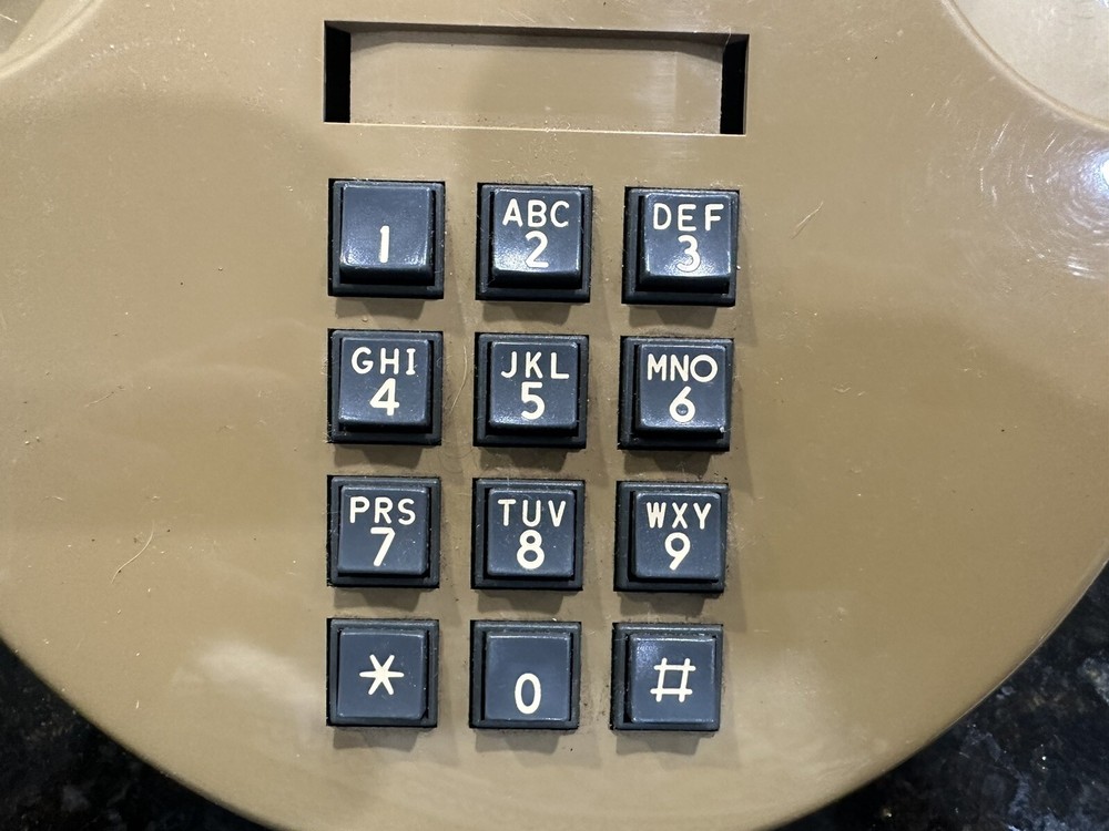 VINTAGE BELLSOUTH ROUND PUSH BUTTON TELEPHONE TAN