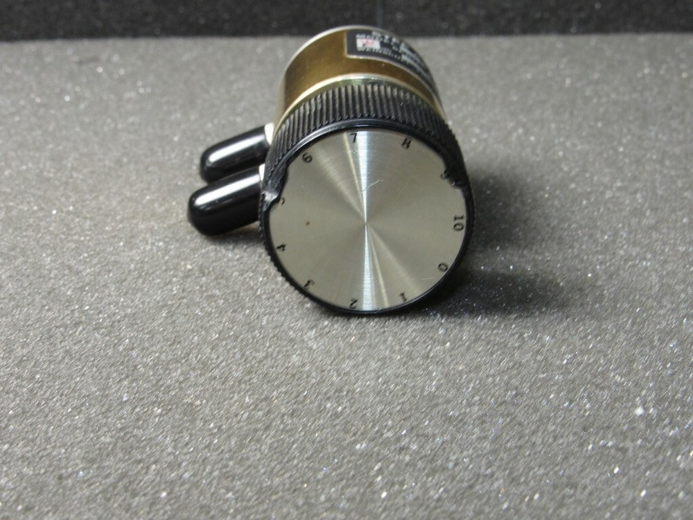 API/Weinschel 3007-100 Attenuator, Manual Step, 10dB/1 dB steps, DC-2.5 GHz,