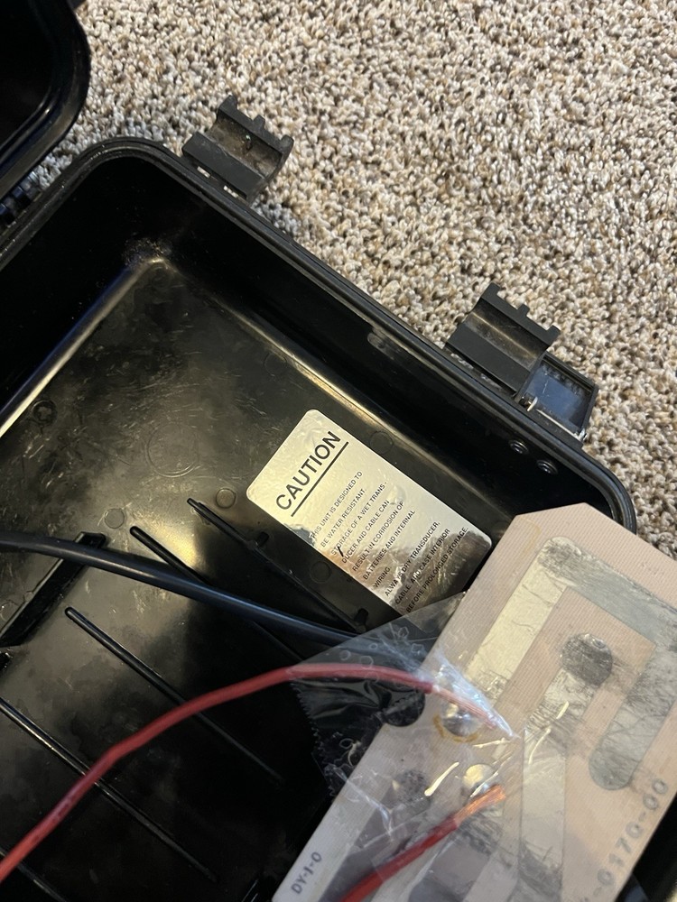 Eagle Fish ID 2 Fish Finder With Case Tested & Working 🎣 NO TRANSDUCER