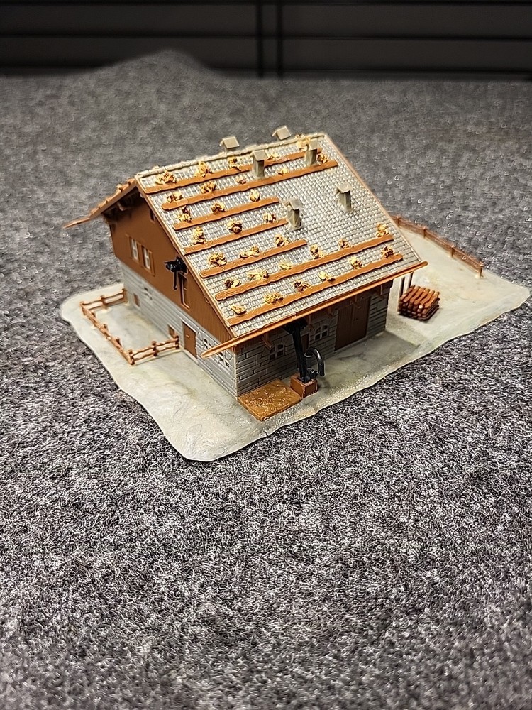FALLER N Scale #232233 Alpine Barn Fully Assembled