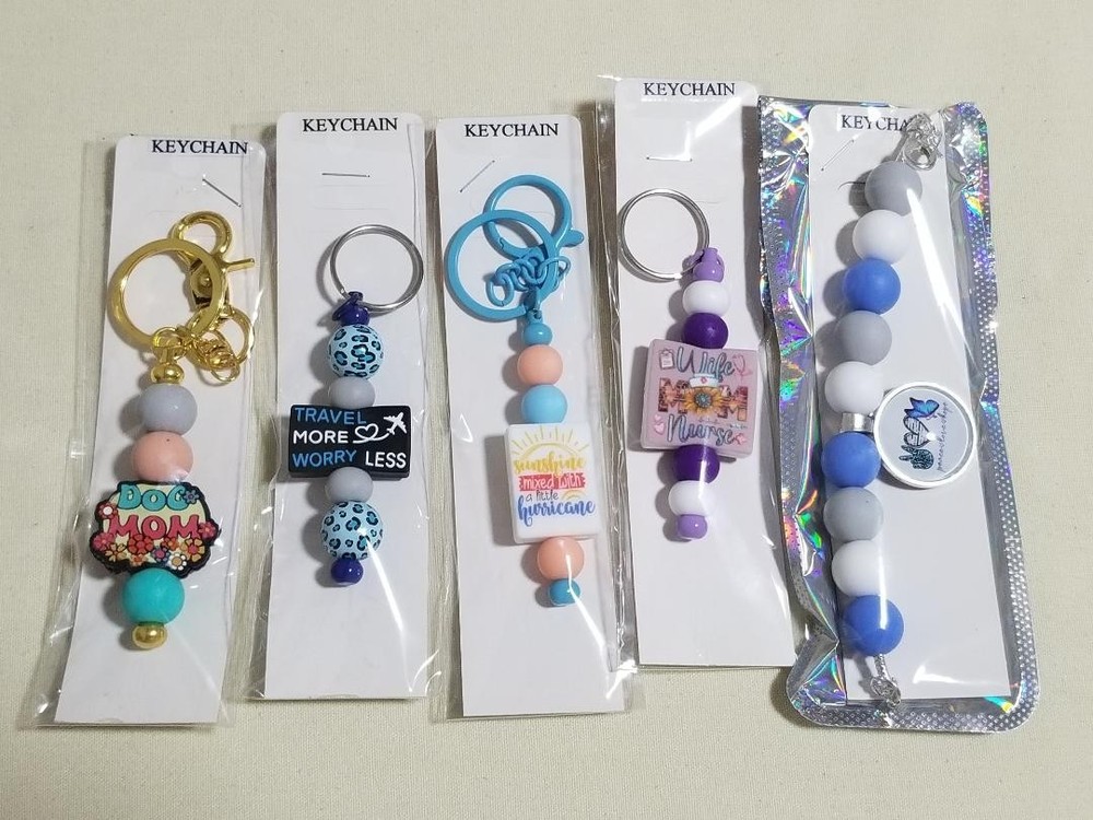 bulk beaded keychains, wholesale keychains, keychains, multiple keychains, (w35)